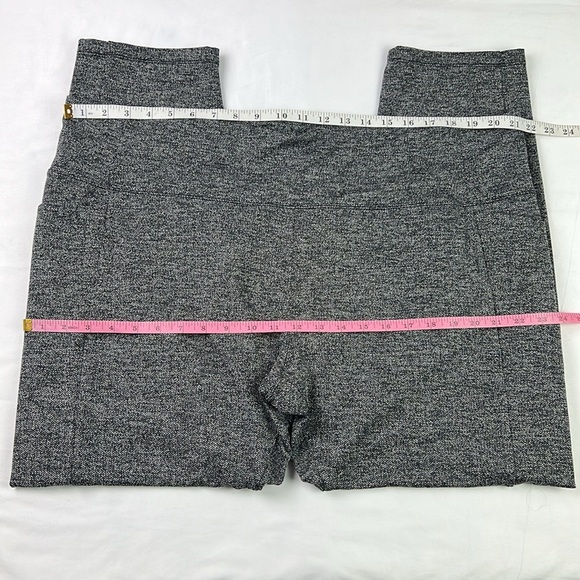 Athleta Woman 2X Herringbone Mercer Tight Gray Leggings Pull On Slit Hem Pocket - Picture 7 of 9